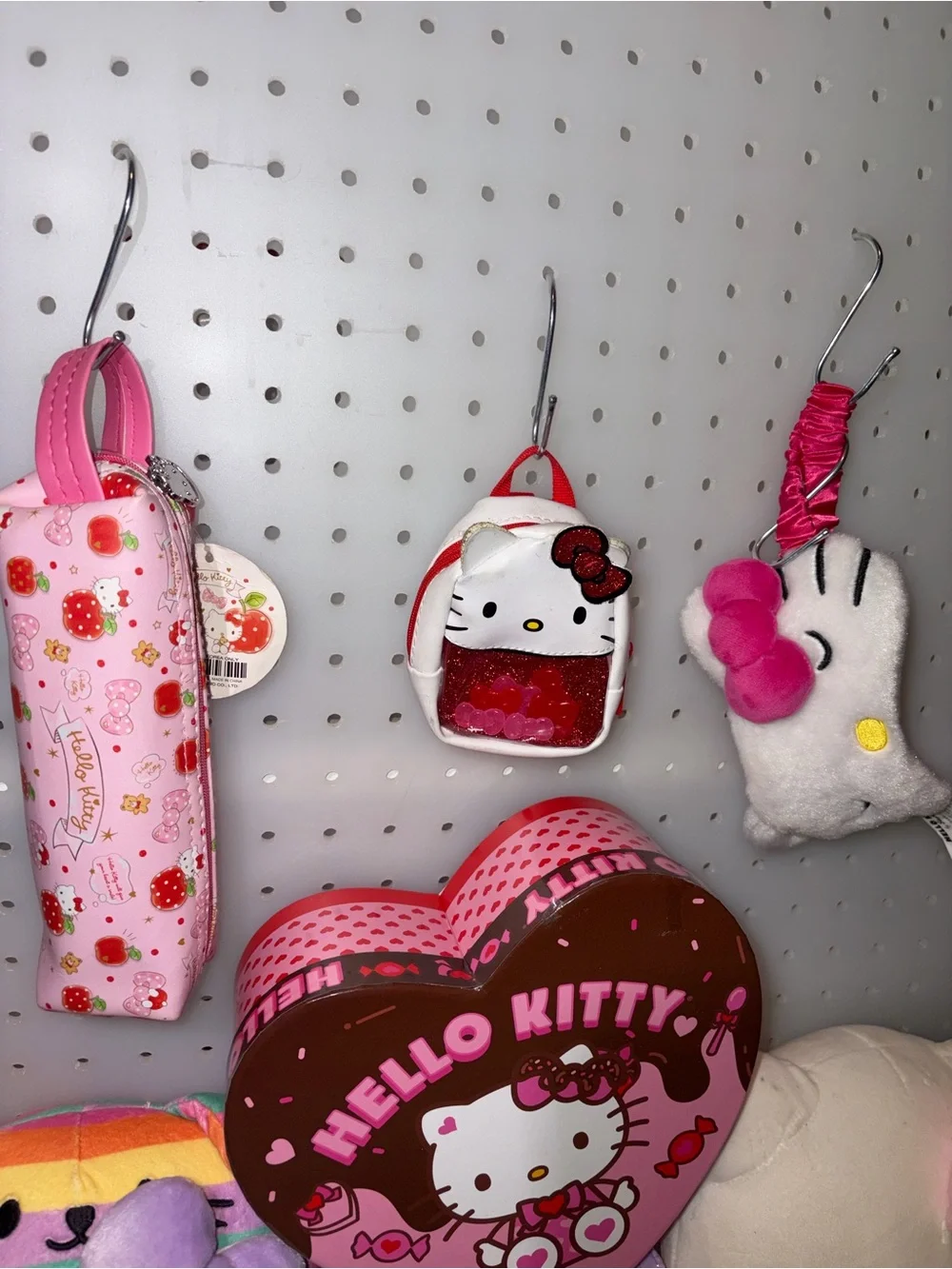 Hello Kitty Pink and Rainbow Plush Party Favor Set - Pink, White, Rainbow